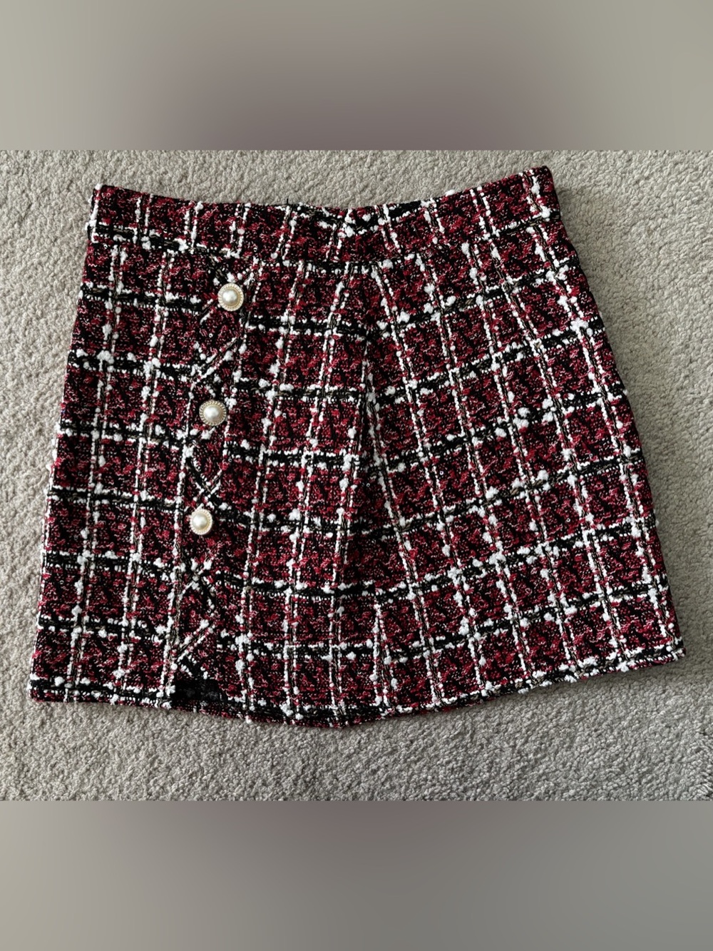 SHEIN Plaid Mini Skirt in Red & Black Size Small